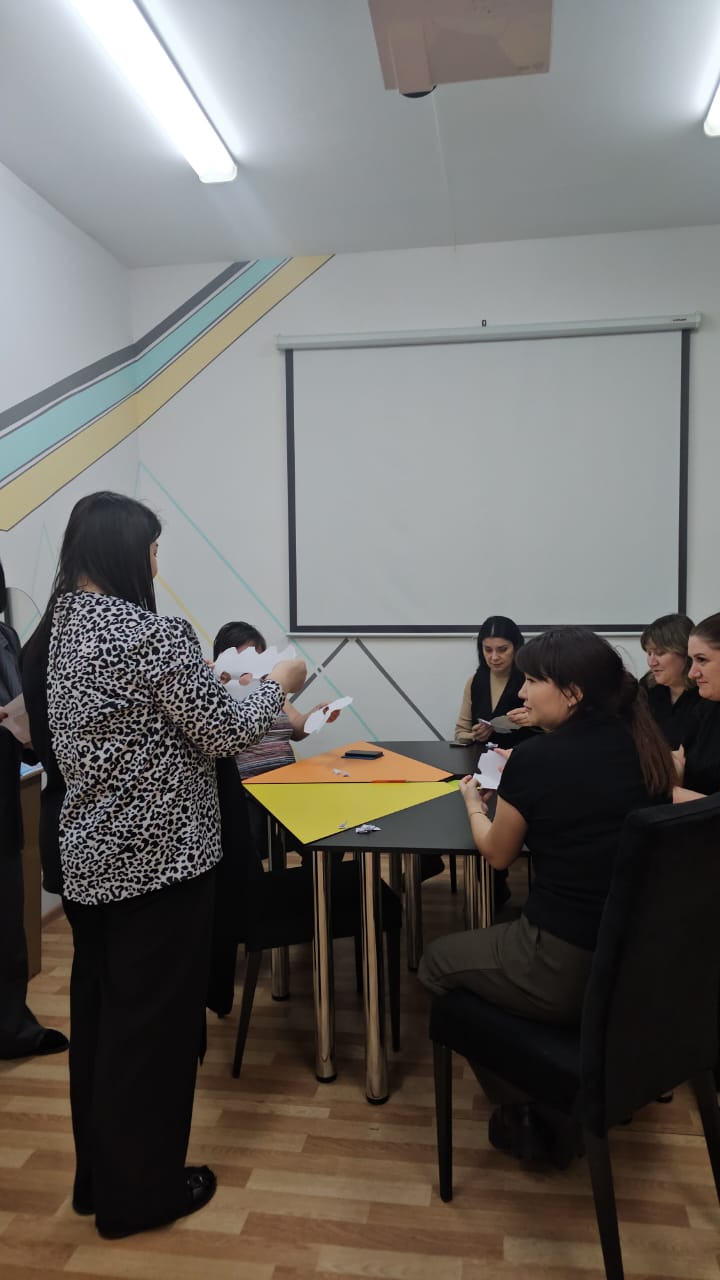 январьАсель